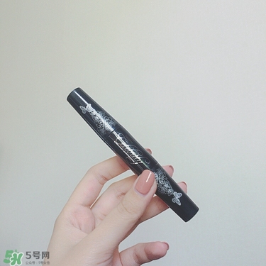 上班族用什么化妆品好 办公室化妆包里带什么好